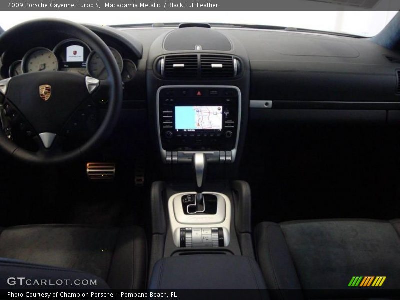 Macadamia Metallic / Black Full Leather 2009 Porsche Cayenne Turbo S