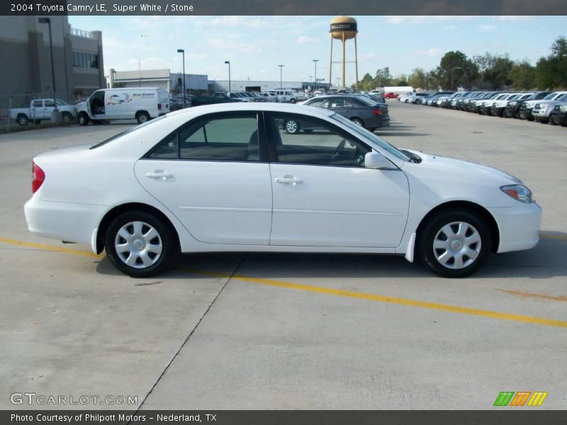 Super White / Stone 2004 Toyota Camry LE