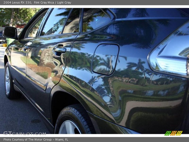 Flint Gray Mica / Light Gray 2004 Lexus RX 330