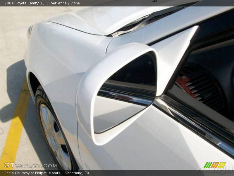 Super White / Stone 2004 Toyota Camry LE