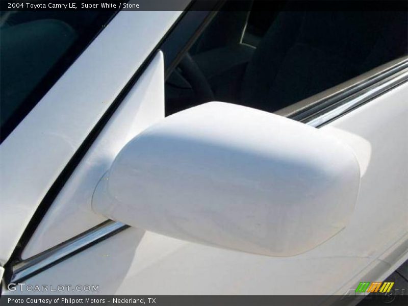 Super White / Stone 2004 Toyota Camry LE