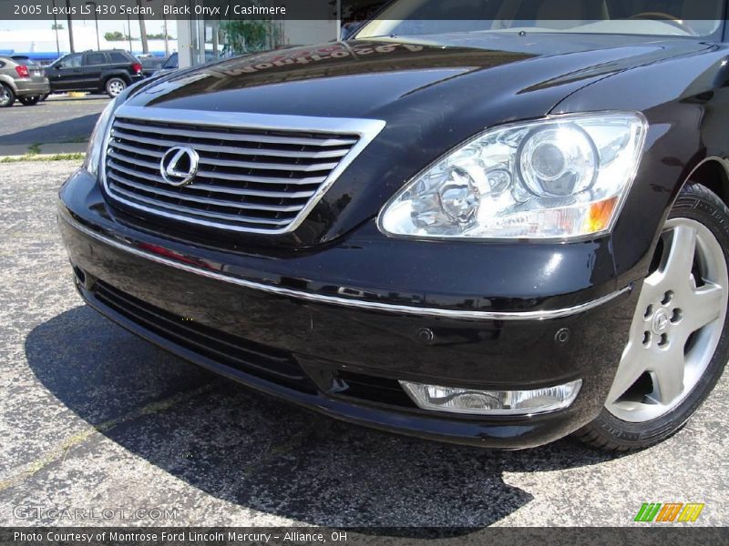 Black Onyx / Cashmere 2005 Lexus LS 430 Sedan