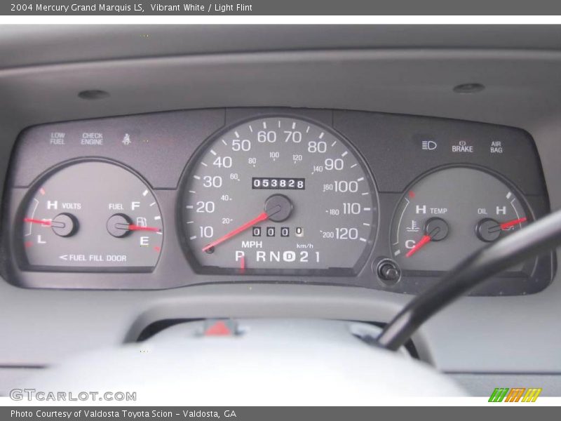 Vibrant White / Light Flint 2004 Mercury Grand Marquis LS