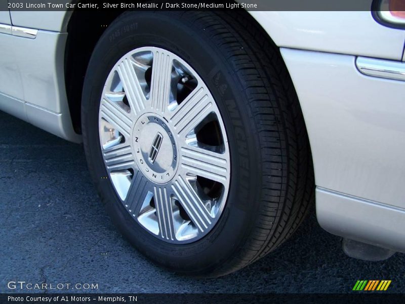 Silver Birch Metallic / Dark Stone/Medium Light Stone 2003 Lincoln Town Car Cartier