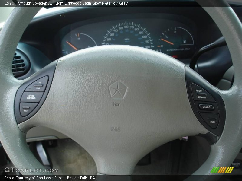 Light Driftwood Satin Glow Metallic / Grey 1996 Plymouth Voyager SE