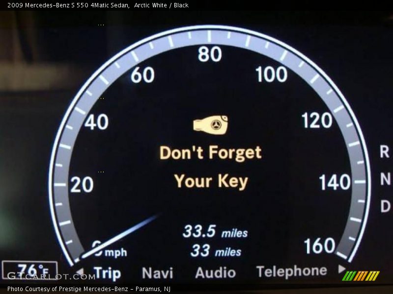 Arctic White / Black 2009 Mercedes-Benz S 550 4Matic Sedan