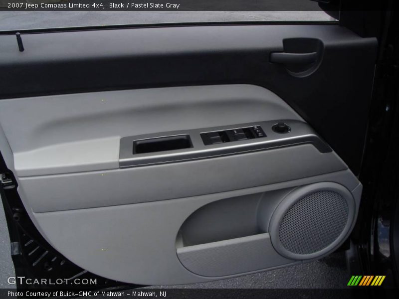 Black / Pastel Slate Gray 2007 Jeep Compass Limited 4x4