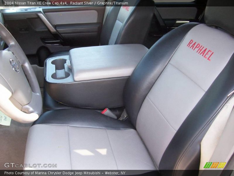 Radiant Silver / Graphite/Titanium 2004 Nissan Titan XE Crew Cab 4x4