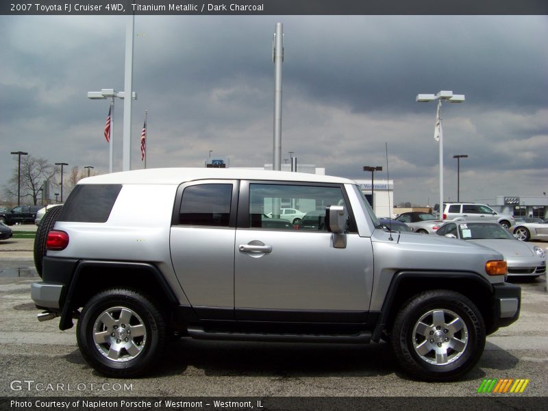 Titanium Metallic / Dark Charcoal 2007 Toyota FJ Cruiser 4WD