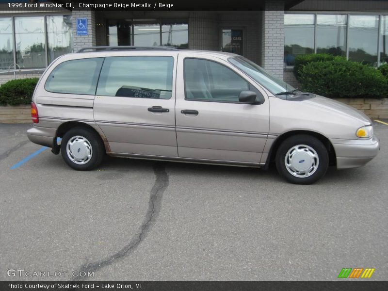 Champagne Beige Metallic / Beige 1996 Ford Windstar GL