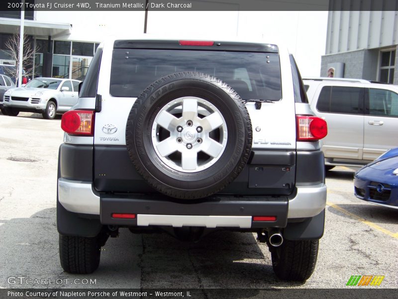 Titanium Metallic / Dark Charcoal 2007 Toyota FJ Cruiser 4WD