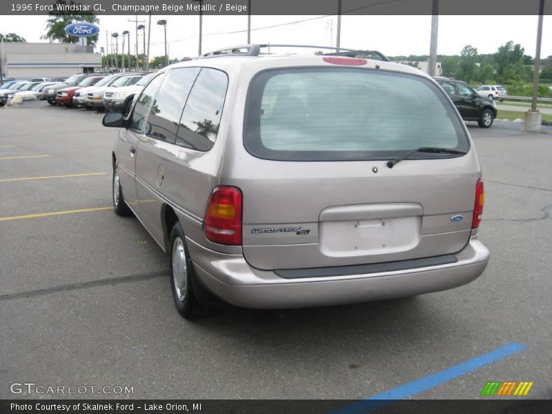 Champagne Beige Metallic / Beige 1996 Ford Windstar GL