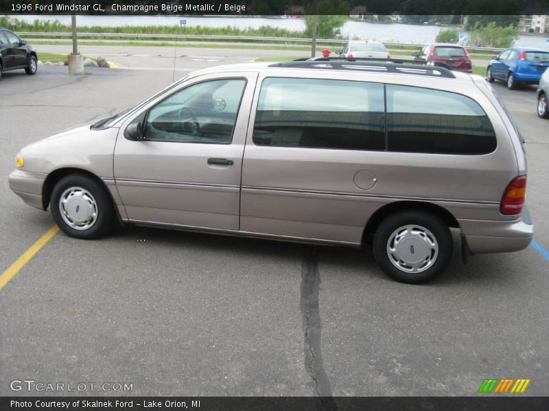 Champagne Beige Metallic / Beige 1996 Ford Windstar GL