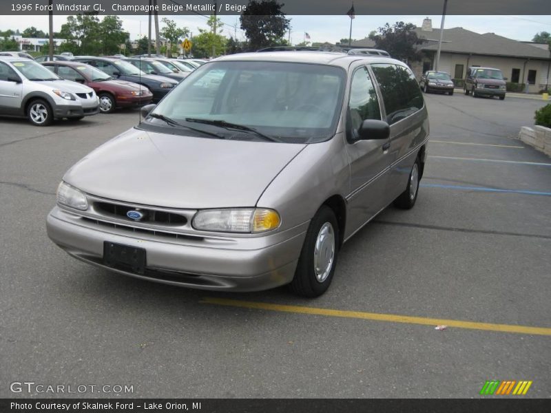 Champagne Beige Metallic / Beige 1996 Ford Windstar GL