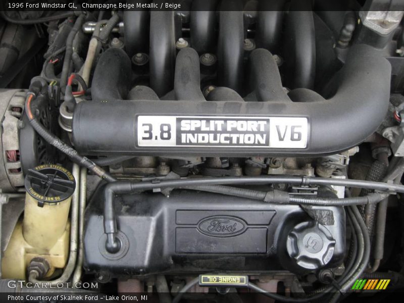 Champagne Beige Metallic / Beige 1996 Ford Windstar GL