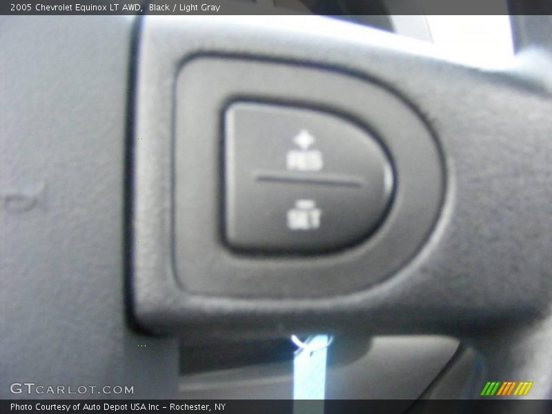 Black / Light Gray 2005 Chevrolet Equinox LT AWD