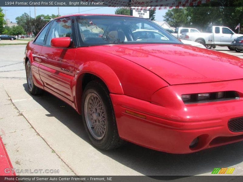 Bright Red / Pewter 1994 Pontiac Grand Prix SE Coupe
