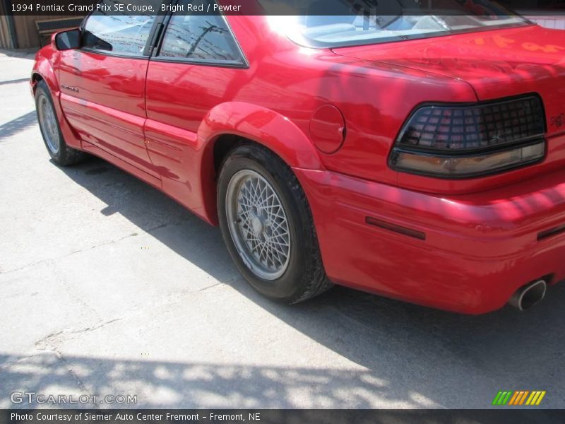 Bright Red / Pewter 1994 Pontiac Grand Prix SE Coupe