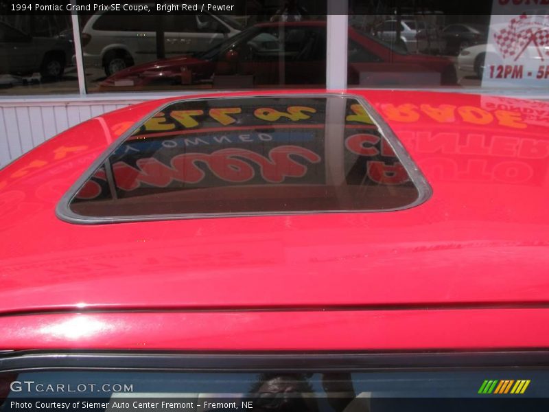 Bright Red / Pewter 1994 Pontiac Grand Prix SE Coupe