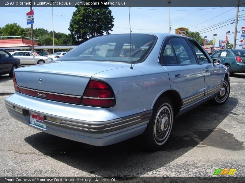 Light Sapphire Metallic / Blue 1993 Oldsmobile Eighty-Eight Royale