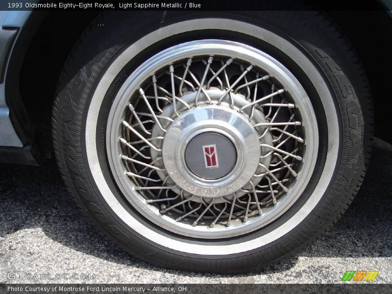 Light Sapphire Metallic / Blue 1993 Oldsmobile Eighty-Eight Royale