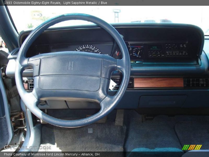 Light Sapphire Metallic / Blue 1993 Oldsmobile Eighty-Eight Royale