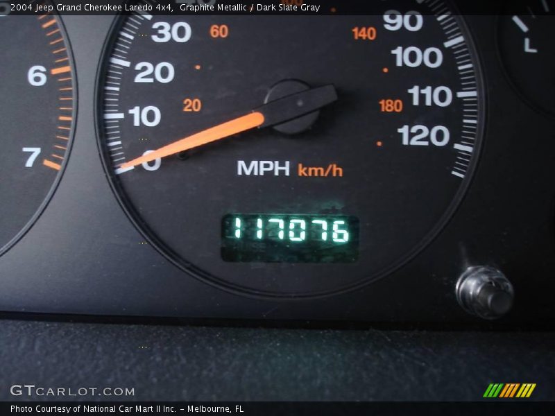 Graphite Metallic / Dark Slate Gray 2004 Jeep Grand Cherokee Laredo 4x4