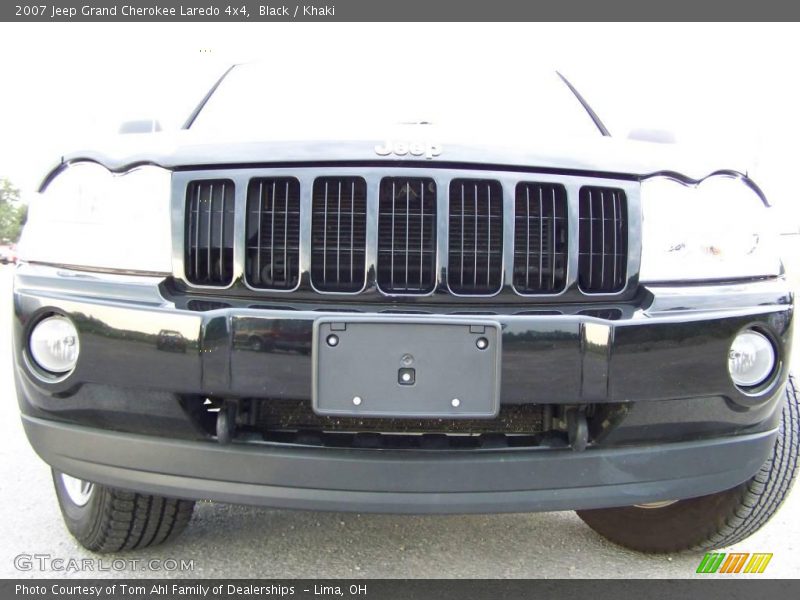 Black / Khaki 2007 Jeep Grand Cherokee Laredo 4x4