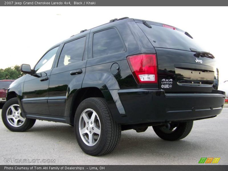 Black / Khaki 2007 Jeep Grand Cherokee Laredo 4x4