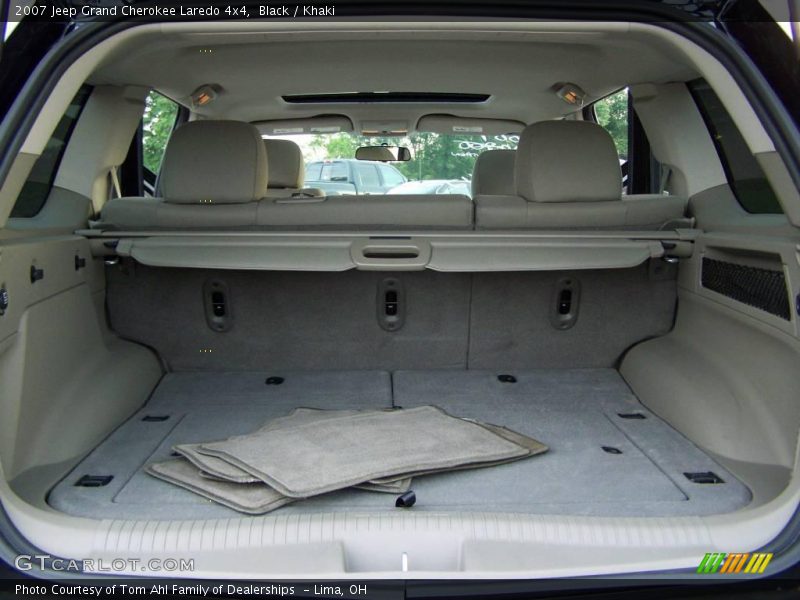 Black / Khaki 2007 Jeep Grand Cherokee Laredo 4x4