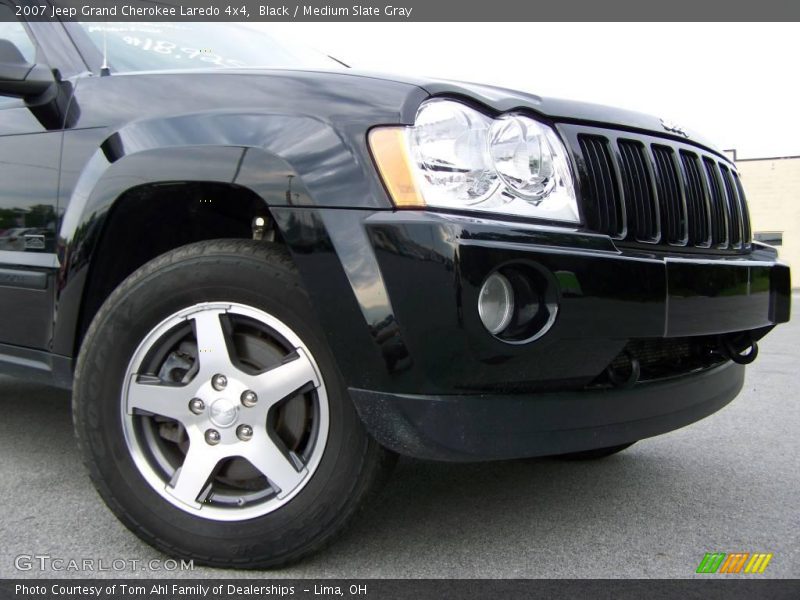 Black / Medium Slate Gray 2007 Jeep Grand Cherokee Laredo 4x4