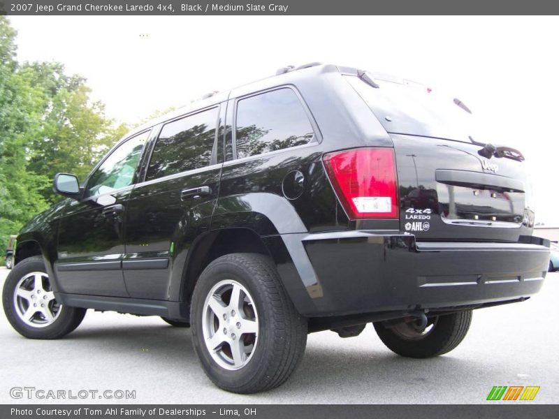 Black / Medium Slate Gray 2007 Jeep Grand Cherokee Laredo 4x4