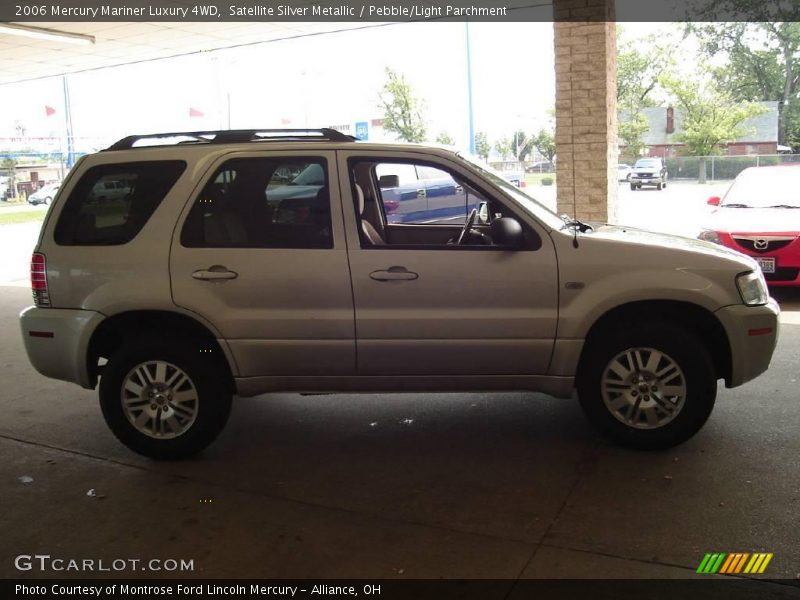 Satellite Silver Metallic / Pebble/Light Parchment 2006 Mercury Mariner Luxury 4WD
