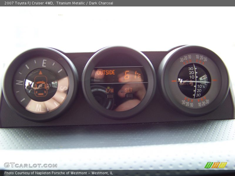 Titanium Metallic / Dark Charcoal 2007 Toyota FJ Cruiser 4WD