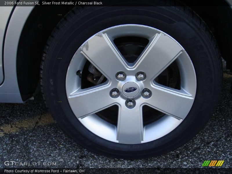 Silver Frost Metallic / Charcoal Black 2006 Ford Fusion SE