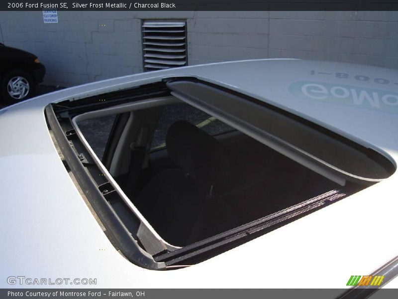 Silver Frost Metallic / Charcoal Black 2006 Ford Fusion SE