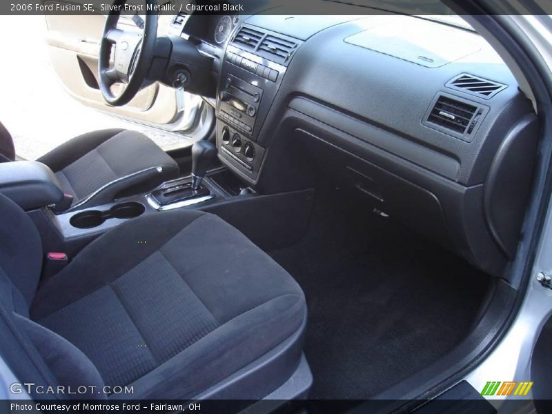 Silver Frost Metallic / Charcoal Black 2006 Ford Fusion SE