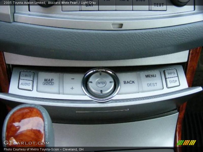Blizzard White Pearl / Light Gray 2005 Toyota Avalon Limited