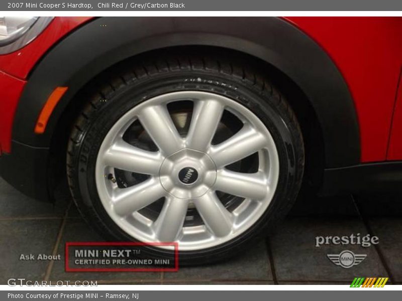 Chili Red / Grey/Carbon Black 2007 Mini Cooper S Hardtop