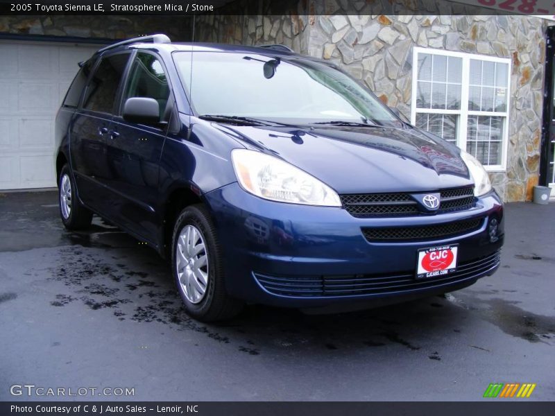 Stratosphere Mica / Stone 2005 Toyota Sienna LE