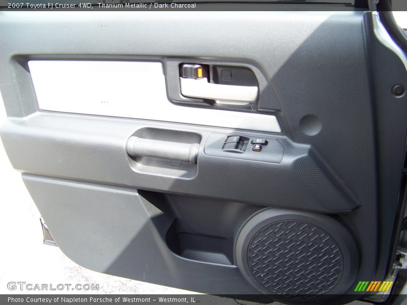 Titanium Metallic / Dark Charcoal 2007 Toyota FJ Cruiser 4WD