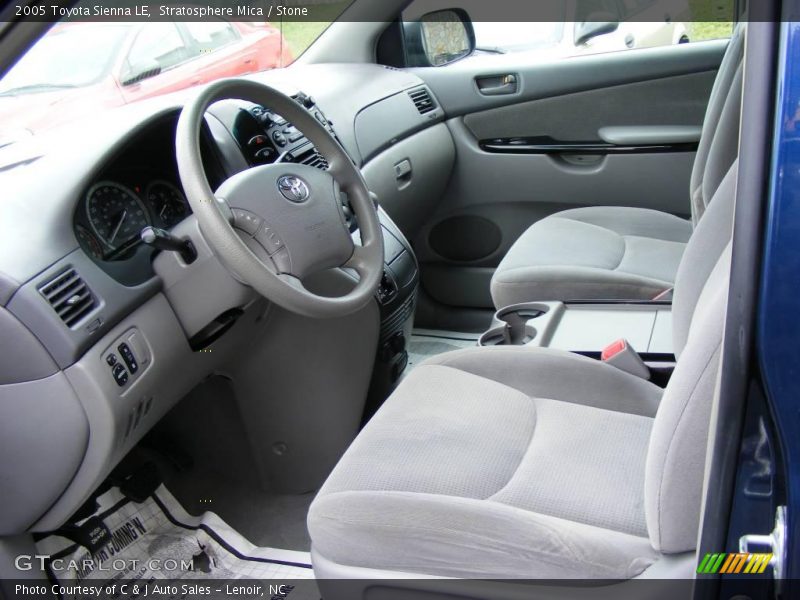 Stratosphere Mica / Stone 2005 Toyota Sienna LE