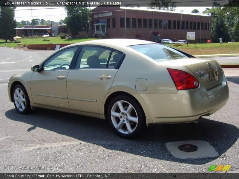 Champagne Mist Metallic / Cafe Latte 2004 Nissan Maxima 3.5 SE