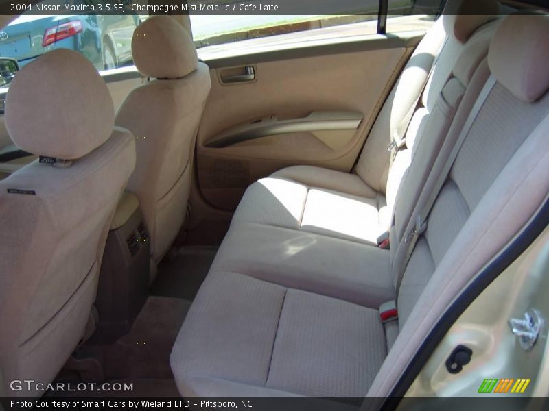 Champagne Mist Metallic / Cafe Latte 2004 Nissan Maxima 3.5 SE