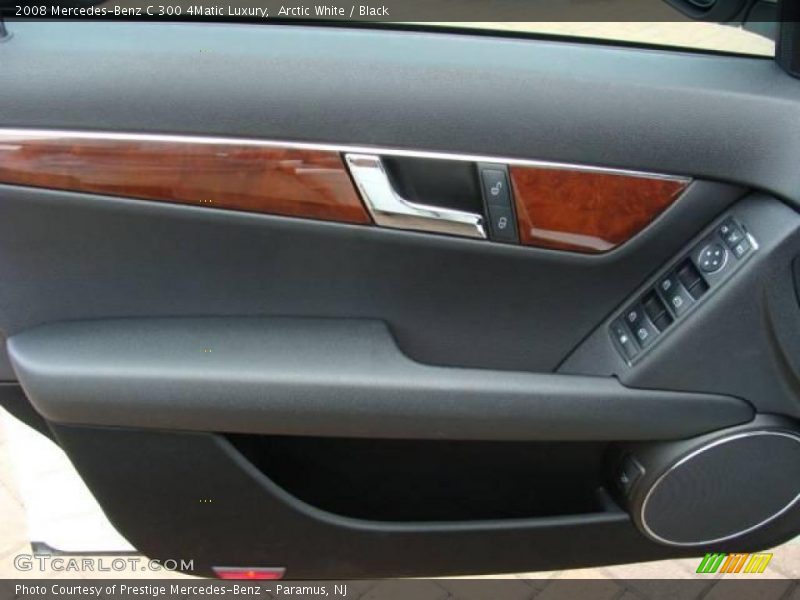 Arctic White / Black 2008 Mercedes-Benz C 300 4Matic Luxury