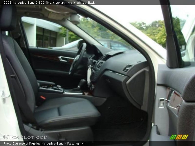 Arctic White / Black 2008 Mercedes-Benz C 300 4Matic Luxury