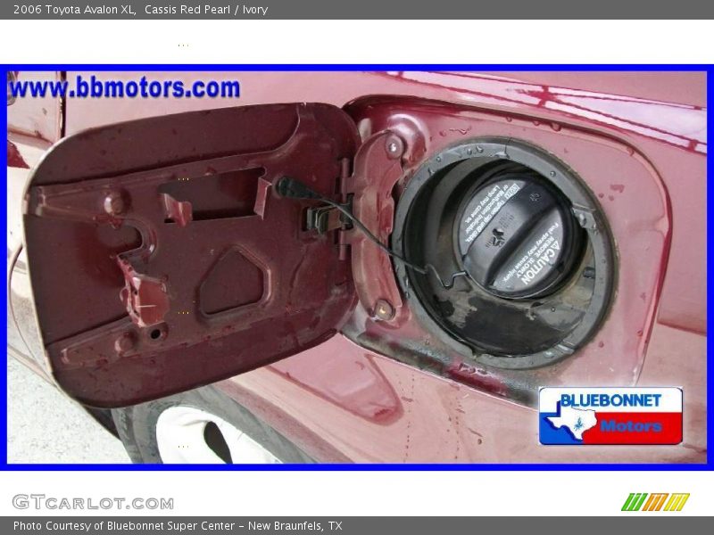 Cassis Red Pearl / Ivory 2006 Toyota Avalon XL