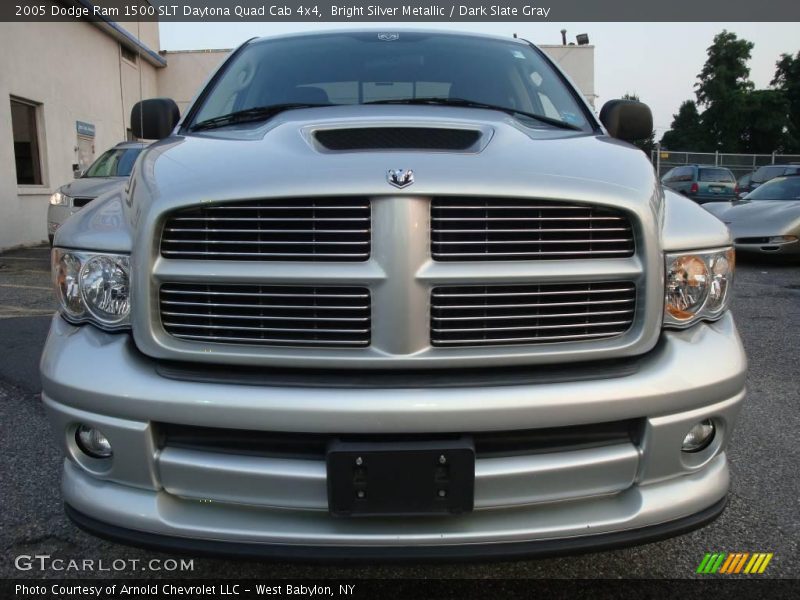 Bright Silver Metallic / Dark Slate Gray 2005 Dodge Ram 1500 SLT Daytona Quad Cab 4x4