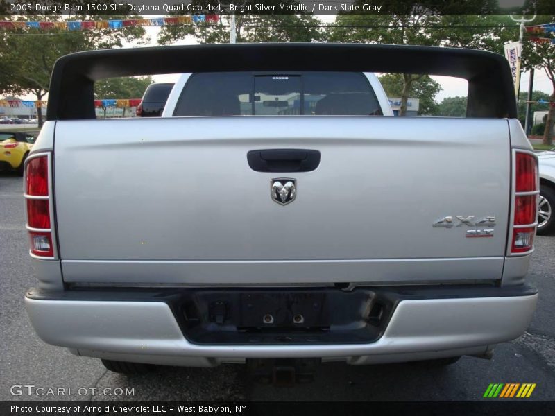 Bright Silver Metallic / Dark Slate Gray 2005 Dodge Ram 1500 SLT Daytona Quad Cab 4x4
