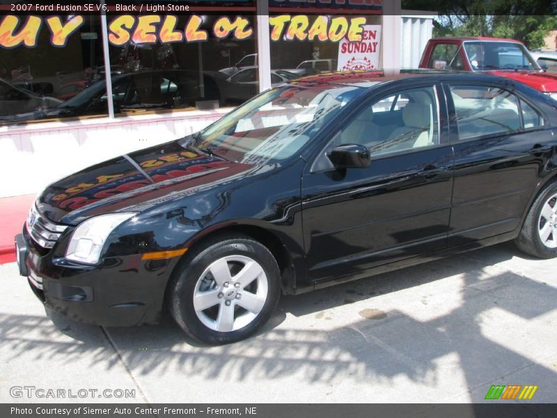 Black / Light Stone 2007 Ford Fusion SE V6